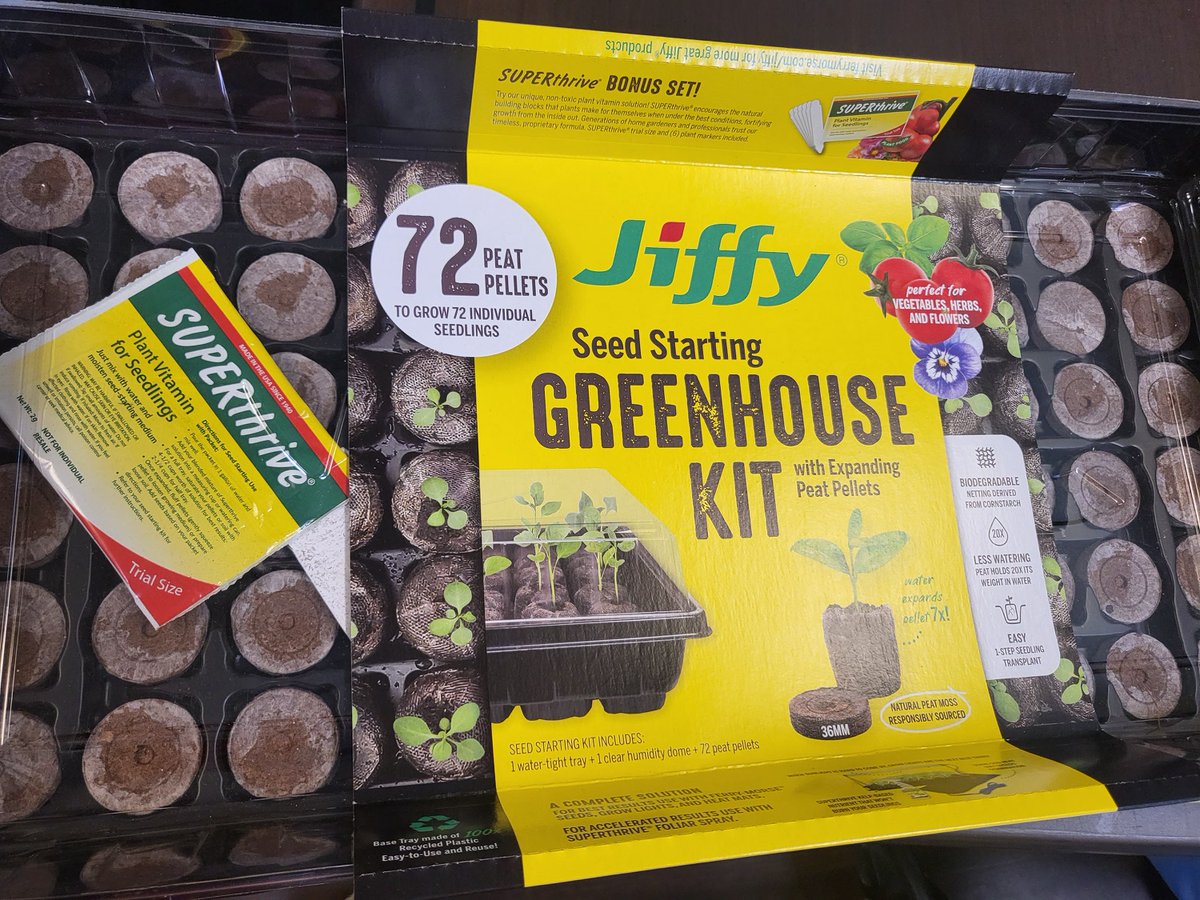 NoviLakesHC's tweet photo. In preparation for campus in color, our residents started planning what to plant!  They even have a wish list!  #trilogyliving https://t.co/5XG3GCYymr