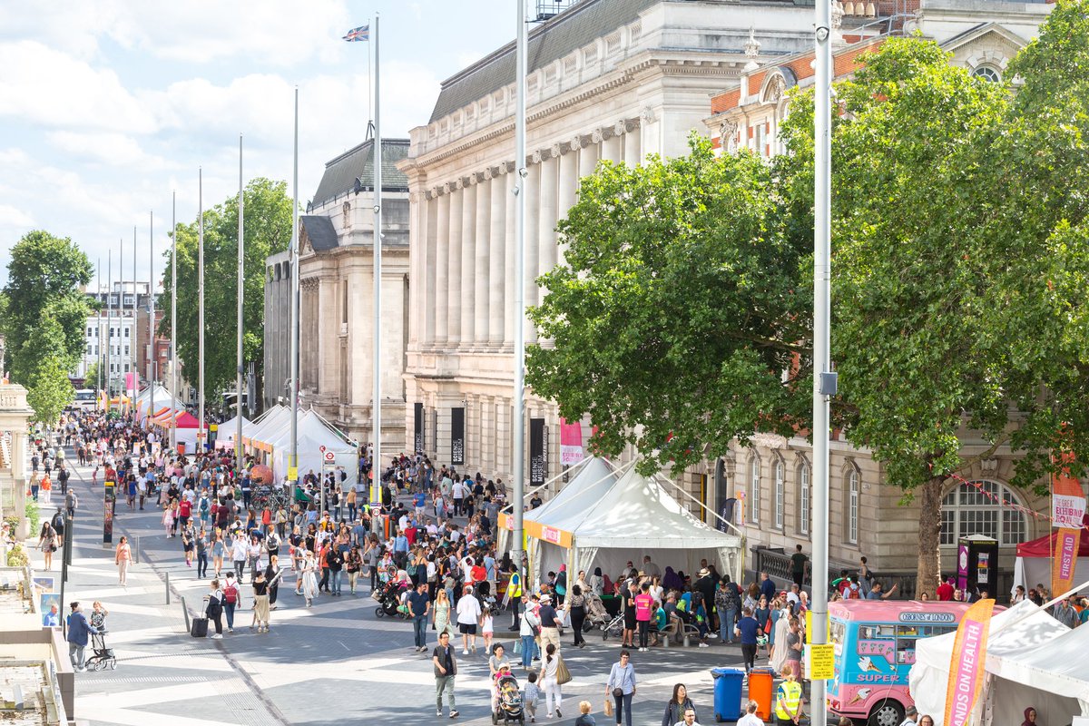 Great Exhibition Road Festival (@exrdfestival) on Twitter photo This week 172 years ago, the 1851 Great Exhibition opened 🎉
Here’s a short history of the pioneering event that led to the development of <a href="/SouthKensington/">Discover South Ken</a>’s iconic Exhibition Road, the UK’s home of science and the arts, and inspired the Great Exhibition Road Festival
🧵1/7 This week 172 years ago, the 1851 Great Exhibition opened 🎉
Here’s a short history of the pioneering event that led to the development of <a href="/SouthKensington/">Discover South Ken</a>’s iconic Exhibition Road, the UK’s home of science and the arts, and inspired the Great Exhibition Road Festival
🧵1/7