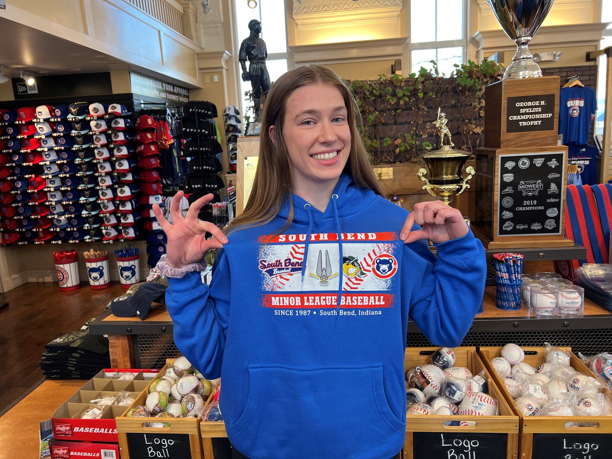 SBCubs's tweet photo. Throwback Thursday means the return of the South Bend Silver Hawks! Check out some of the new #SilverHawks merchandise now available at the Cubs Den Team Store!
#ThrowbackThursday #tbt 
SHOP: https://t.co/Tiq8egnOD7 https://t.co/eh62hOpfNx