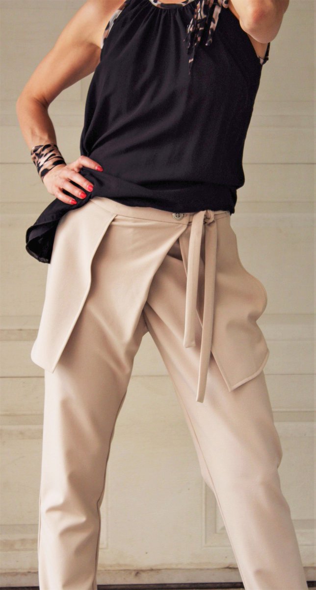 Muzeva1's tweet photo. Elegant Beige Trousers Wrapover Pants Long Beige Trousers Office Pants Business Wear Summer Spring Elegant Big pockets Minimalist Urban Pant https://t.co/E59VaKf5o2 #solid #formalevent #high #baggy #ankle #tie #trouser #yes #eleganttrousers #etsy #clothing #woman https://t.co/rWygjNy0Xx