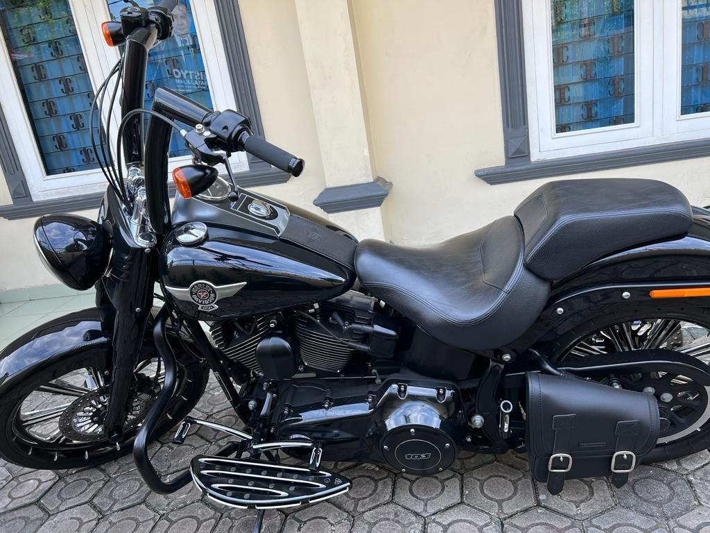 jualbelimobil_1's tweet photo. For Sale : Barang bagus dan terawat
HARLEY DAVIDSON FATBOY SPECIAL 2013
Plus Assesories dan Standar ada
Km 8 ribuan
Plat B
Info lebih lanjut 081995530869
#jualmotorHDfatboy2013
#jualharleydavidsonfatboy2013
#motorbesar
#hdciindonesia
#harleydavidson
#motorbekas https://t.co/Ww5FnGobtj