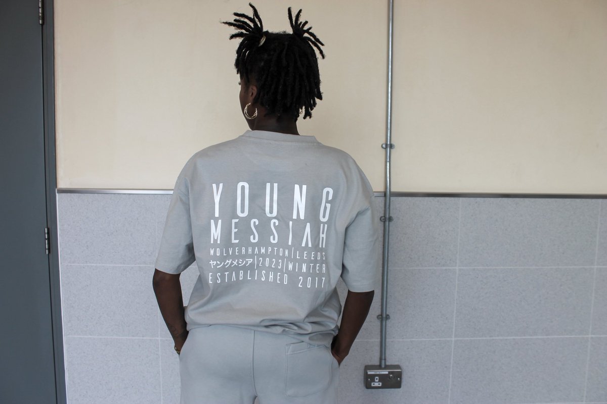 YMOfficially's tweet photo. https://t.co/ko0gc3xm3w

YM 2023 WINTER COLLECTION
TEE IN ASPHALT BLUE

Worn by @jadeimani77 https://t.co/FOmUGVoUel