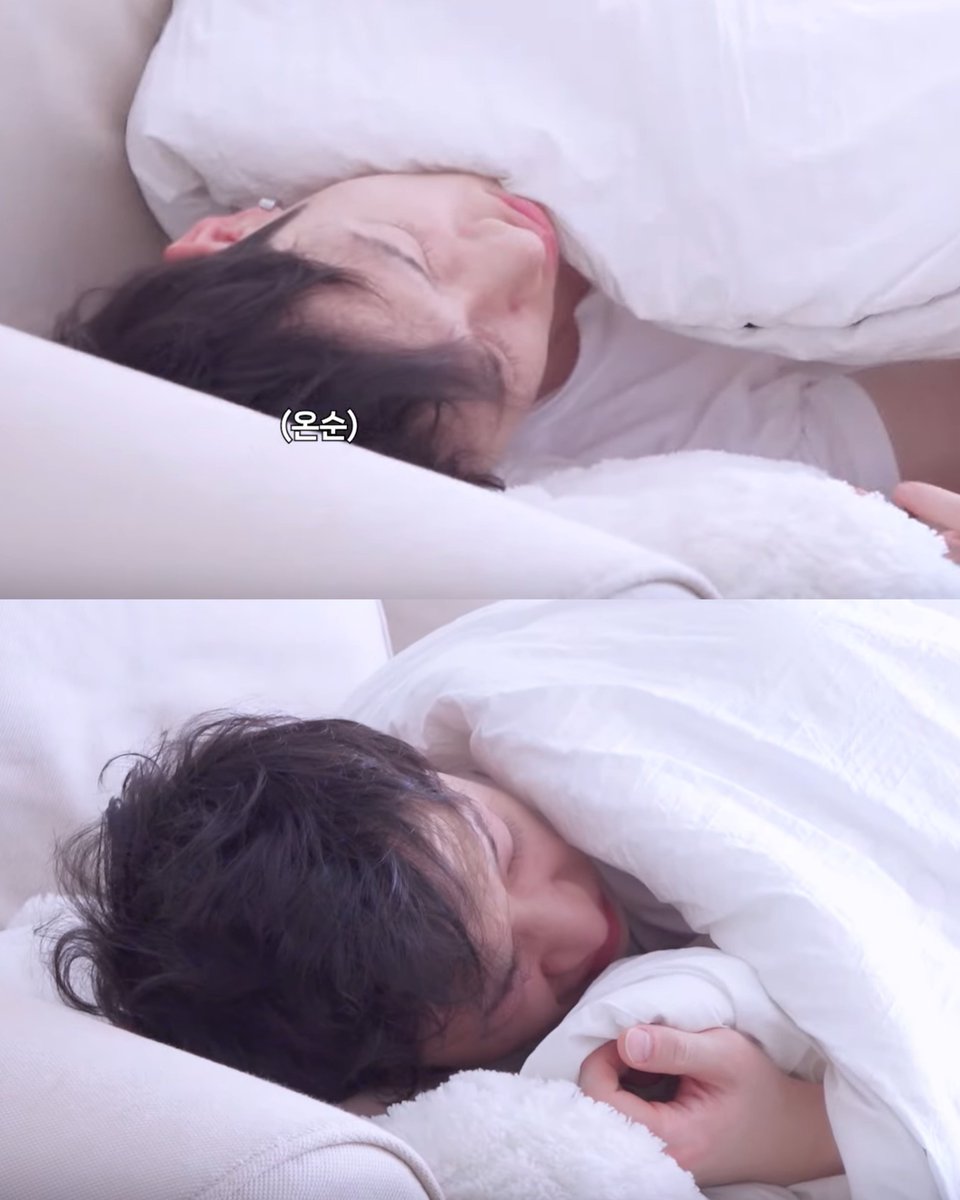 ChanStargazing's tweet photo. 자다 깬 찬이 넘 말랑따끈사랑스러움ㅠㅠ!!!♡ https://t.co/kaiQEjEp84