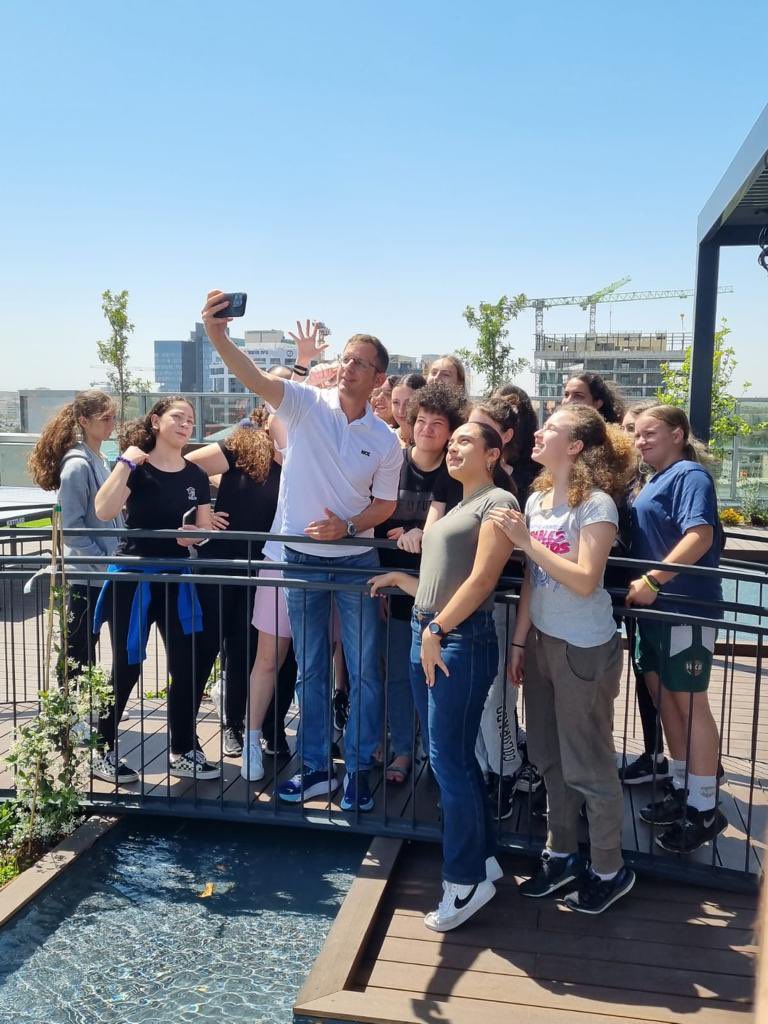 Proud of the class of 2023 in NICE’s Code:Coda program. Congrats to the 132 teenage girls that are graduating this year. Well done! You are the role models for a future tech world of equality and diversity. (And thank you for teaching me how to take a proper Selfie. Finally!)