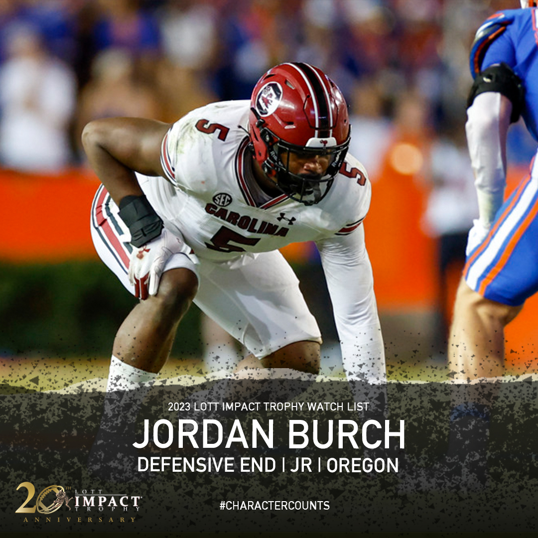Previously suiting up for South Carolina, @JordanB1505 has arrived at @oregonfootball with 7.5 tackles for a loss, 3.5 sacks, and three passes defended in 2022 to his name. #CharacterCounts