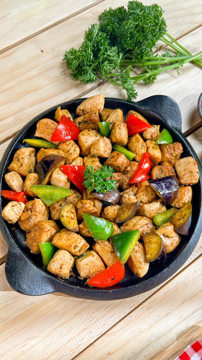 kindymoh tweet media