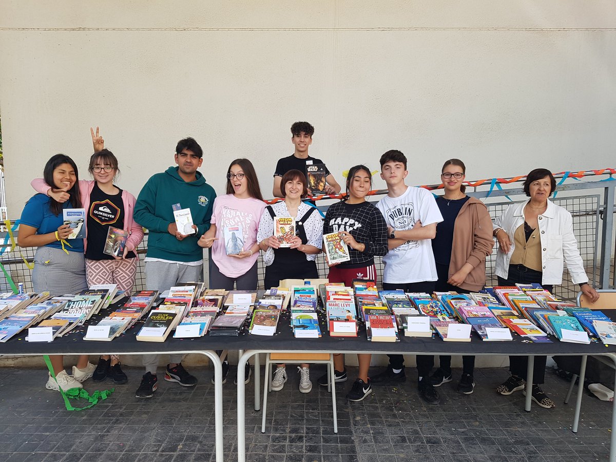 IES Font de Sant Lluís tweet media