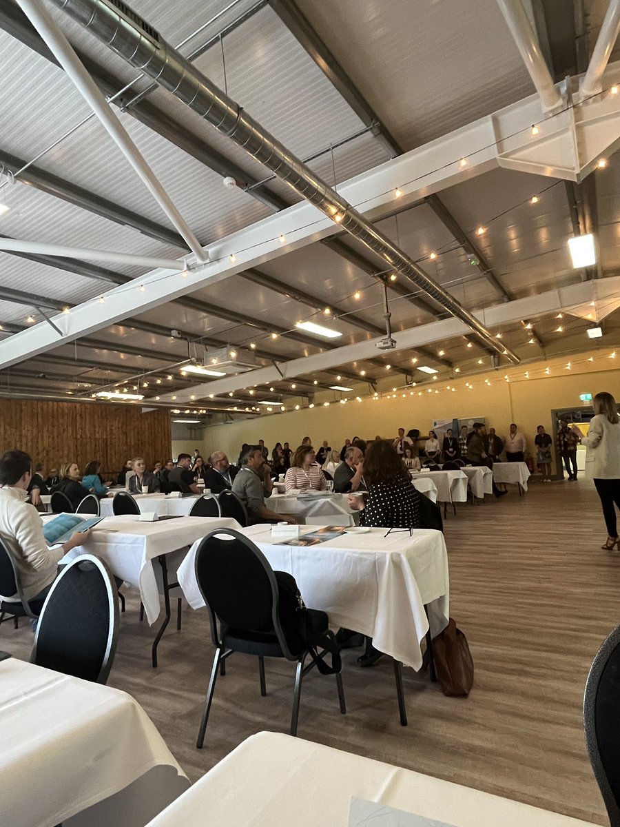 I lár an aonaigh! An gnóthach anseo inniu. Busy day networking here <a href="/WildlandsGalway/">Wildlands</a> with <a href="/Failte_Ireland/">Fáilte Ireland</a> <a href="/wildatlanticway/">Wild Atlantic Way</a> Ní neart go cur le chéile!