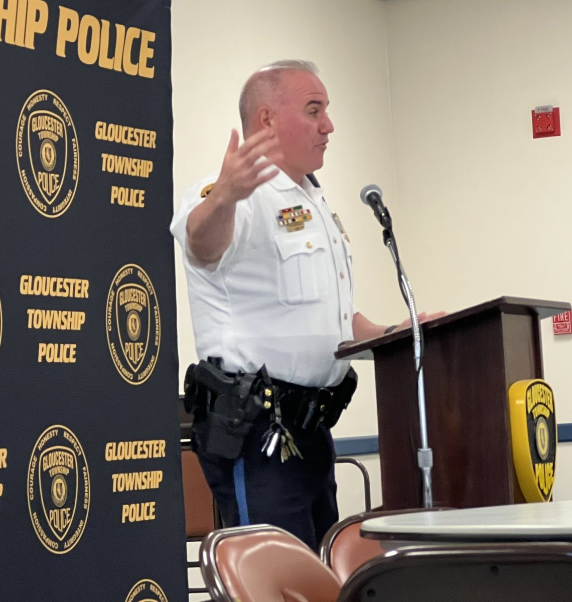 GloTwpPolice's tweet photo. Chief Harkins speaks this morning at @glotwp National Day of Prayer breakfast. His policing style as a leader “…servant leaders love everyone…and set the example…” #GTPD #NationalDayofPrayer
#PoliceChiefDeacon https://t.co/CFqaTHUbFj