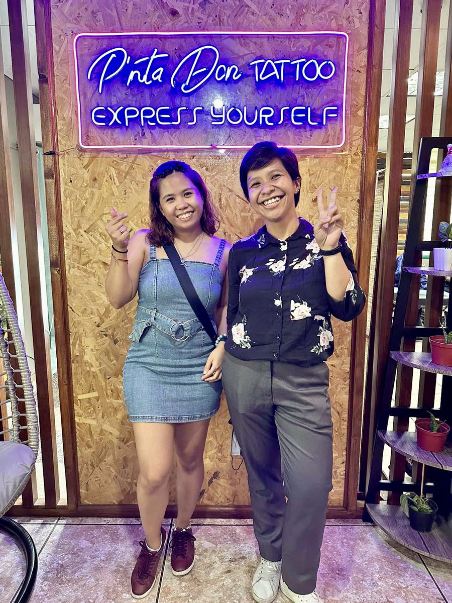 moonyeen_mj's tweet photo. 1st timers both afraid of the needles but nailed it! 😛 #unica @gokarterdrummer with #Lalay😜😜😜💕💕💕💚💚💚 https://t.co/5kokhQ117M