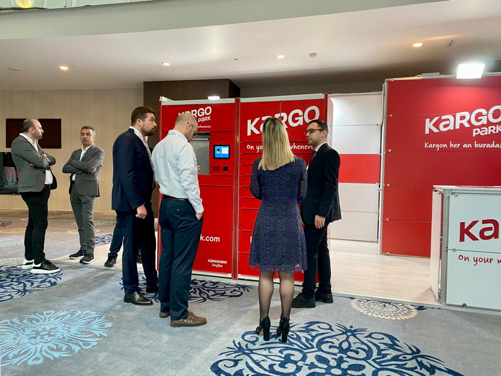 kargopark1's tweet photo. Since the early hours of the day, we've had a steady stream of visitors to our booth!

We've been giving out information on how our intelligent parcel lockers and management system operate. If you haven't stopped by yet, we warmly welcome you to come and visit us! https://t.co/1zx3jhWuMu