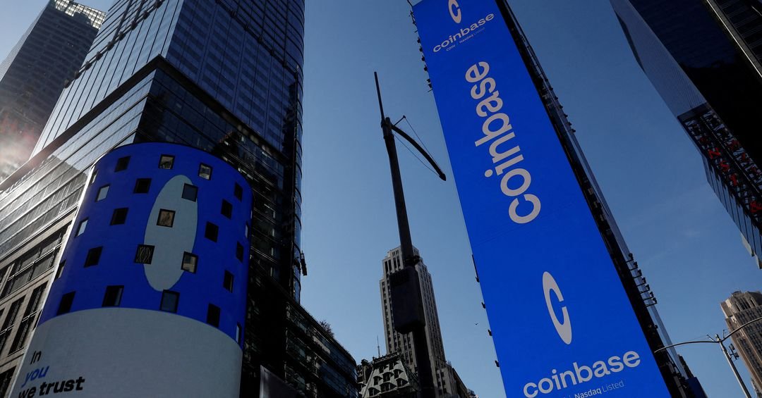 jaybradleyw's tweet photo. BREAKING: Analysts confirm @Coinbase defrauded US and European investors using #AI, signaled insider trading and account seizures: charges and litigation pending, account holders cautioned to withdraw assets immediately. 

@CISAgov @DOJNatSec @JusticeOIG @IRS_CI @IRSnews @FBI https://t.co/2RUdrb3Aop