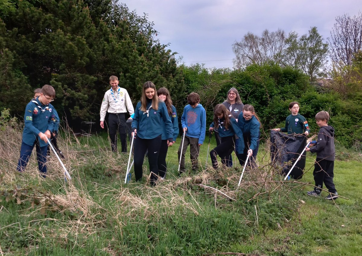 CoopSandra's tweet image. Out posing with the Scouts to advertise their Litter Pick on Monday!
#LocalGroups #CommunityCleanUp @coopuk  #ItsWhatWeDo
@derek_coop  @Tom_MPM