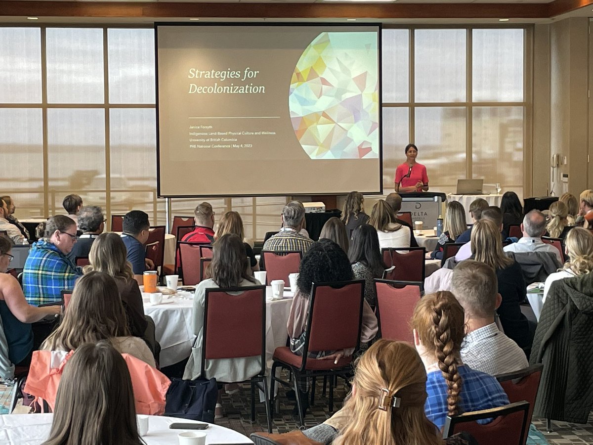 Chris_Markham's tweet photo. Valuable keynote from @janice_ubc on strategies for Indigenous decolonization. #PhysicalCulture #PoliticsofKnowledge @PHECanadaRC @PHECanada #PHEPEI2023 https://t.co/yaRvl5i1Vq