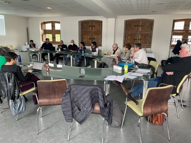 IDT_PIA3's tweet photo. Le comité scientifique d'évaluation du @IDT_PIA3 se réunit aujourd'hui à l'@upjv_inspe. Présentation des avancées du travail des 6 actions. https://t.co/ZuSmfdUPxl