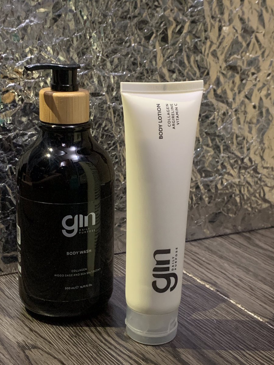 Lovemberawesome's tweet photo. Mau kenalin brand bodycare local baru~
In case kalian ingin explore dan kandungannya cocok buat kebutuhan kulit kalian

GIN (DAILY PURPOSE)
#skincare #skincareproducts #bodycare #lokalinskincare #bodywash #bodylotion #localskincare #skincarereview https://t.co/N6Bz7b7UtV
