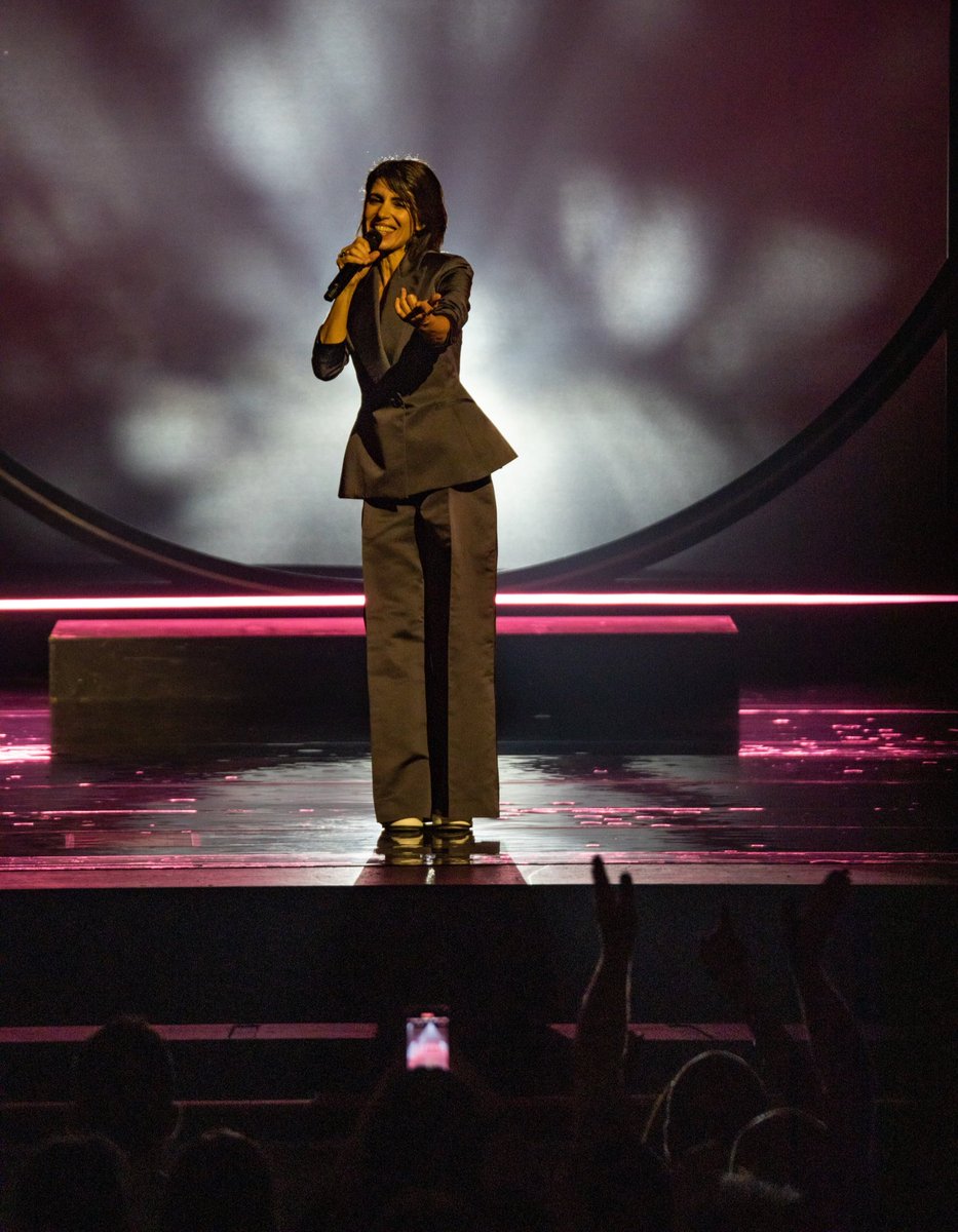 teatro Petruzzelli di Bari, emozioni grandi, grazie a voi!🙏🏽💙
BLULive lirici
<a href="/officialFandP/">Friends and Partners</a>