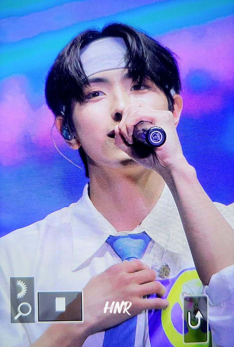 HNR_217's tweet photo. 230504 하동
빗 속에서도 빛이나😚
#용희 #YONGHEE #CIX #씨아이엑스 https://t.co/oGZB0711hB