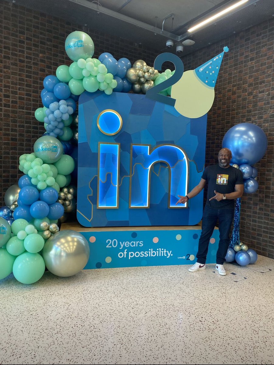 We’re no longer a Teenager!

<a href="/LinkedIn/">LinkedIn</a> turns 20 this week 🎉

20 years of creating economic opportunity for all.

Over 930m members &amp; 63m organisations use our platform with 3 new members signed up every second &amp; 8 job hunters hired every minute.

Thank you 🙏🏾 #LinkedInTurns20