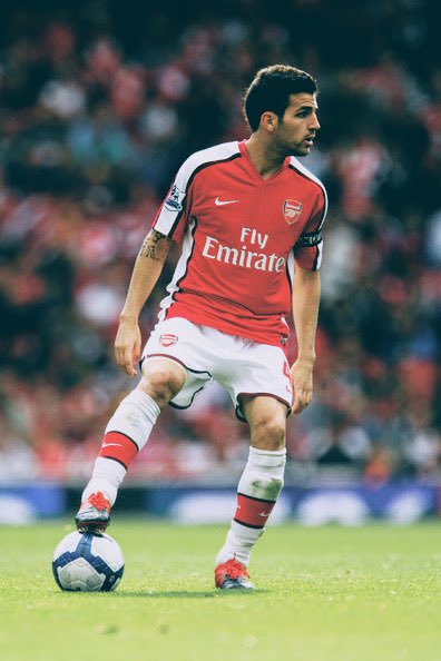 PatrickTimmons1's tweet image. Happy birthday to one of the footballers that made me fall in love with the beautiful game, Cesc Fàbregas.