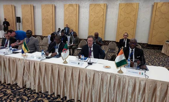 APS_Algerie's tweet photo. 11e session du Comité de pilotage d'#Afripol : #Bencheikh 🇩🇿à #Tunis
🔗https://t.co/jlhmtKaHfC https://t.co/oTMWTGijV3