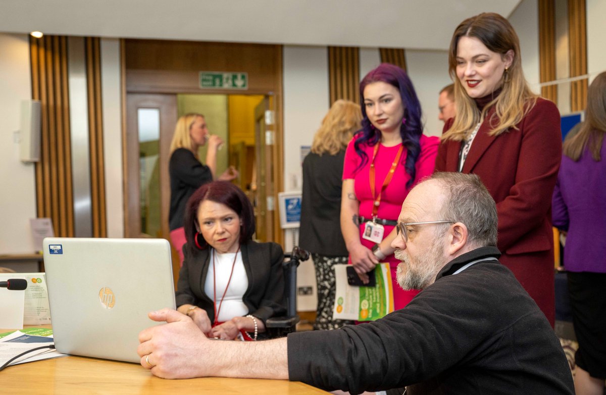 MAKEManifesto's tweet photo. More images from our #MAKELearn drop-in event at Scottish Parliament - 2️⃣ weeks ago already!

It was wonderful how many MSPs were interested in the campaign &amp; engaged withhands-on demonstrations that we had prepared to accompany the Report &amp; Key Findings.📷 Photos by Neil Hanna https://t.co/71ptFeTHiC