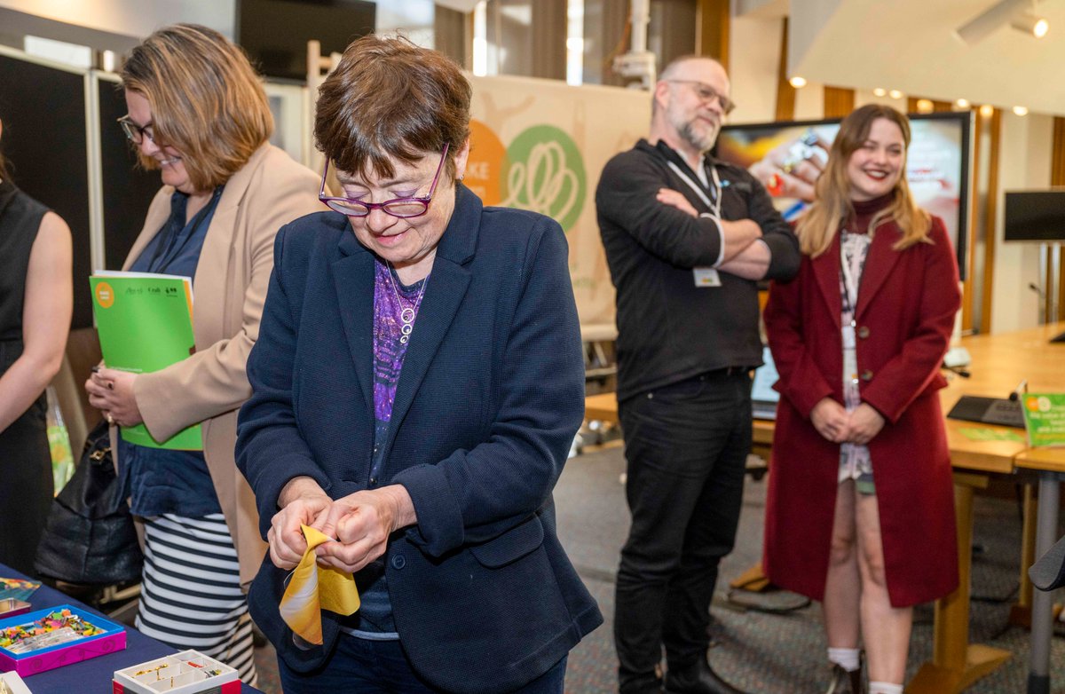MAKEManifesto's tweet photo. More images from our #MAKELearn drop-in event at Scottish Parliament - 2️⃣ weeks ago already!

It was wonderful how many MSPs were interested in the campaign &amp; engaged withhands-on demonstrations that we had prepared to accompany the Report &amp; Key Findings.📷 Photos by Neil Hanna https://t.co/71ptFeTHiC