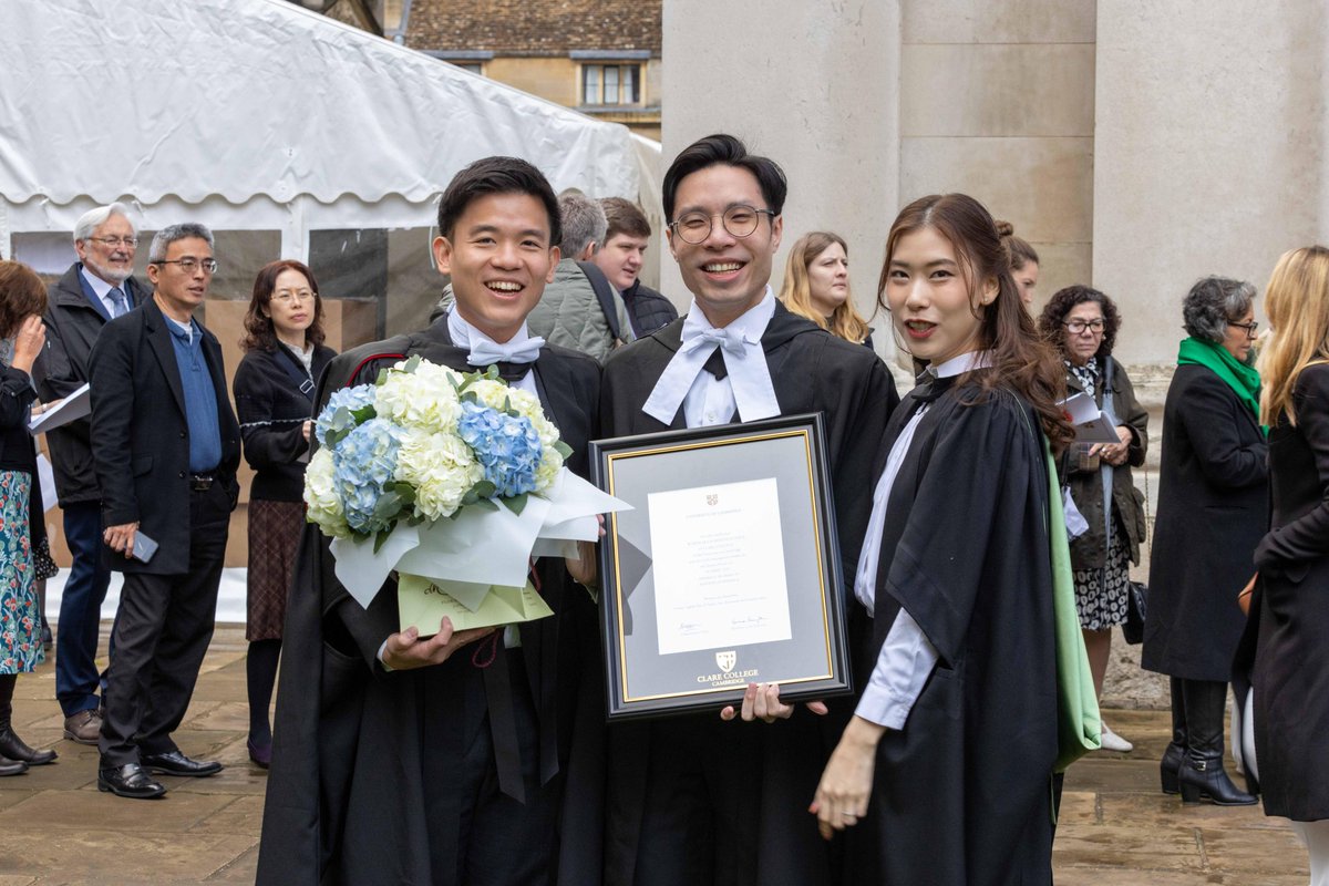 YoursCambridge's tweet photo. 🎓 Congratulations and a huge welcome to all of our new #CambridgeAlumni !👏👏👏

Don't forget to check out all of your alumni benefits 👇

https://t.co/YiKF8iSeST https://t.co/LdPFdYG1Ou