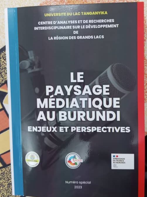 CeceBdi's tweet photo. Les excellents travaux de recherche ont pu être produits et publiés grâce au projet #PAPROM, financé par la @franceauburundi. Ce projet vise à appuyer la professionnalisation des médias burundais à travers différentes composantes. https://t.co/BmtXKKIuxU