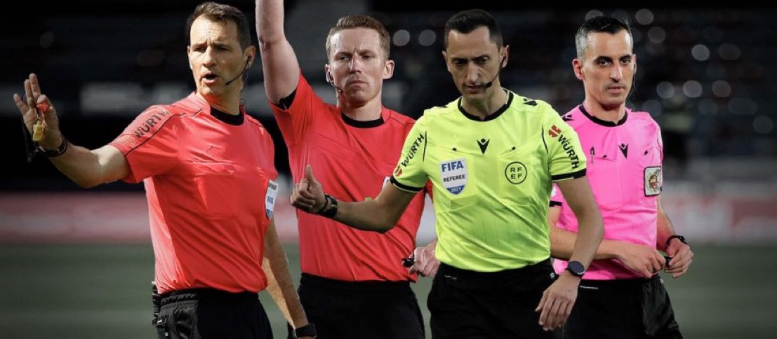 🚨| Anti-Corruption Prosecutor's Office is looking at a report on the assets of four Spanish referees: • Carlos Clos Gomez • Santiago Jaime Latre • Hernandez Hernandez •Jose Maria Sanchez Martinez Luxury apartments, chalets, parking spaces were paid in cash. @eldebate_com