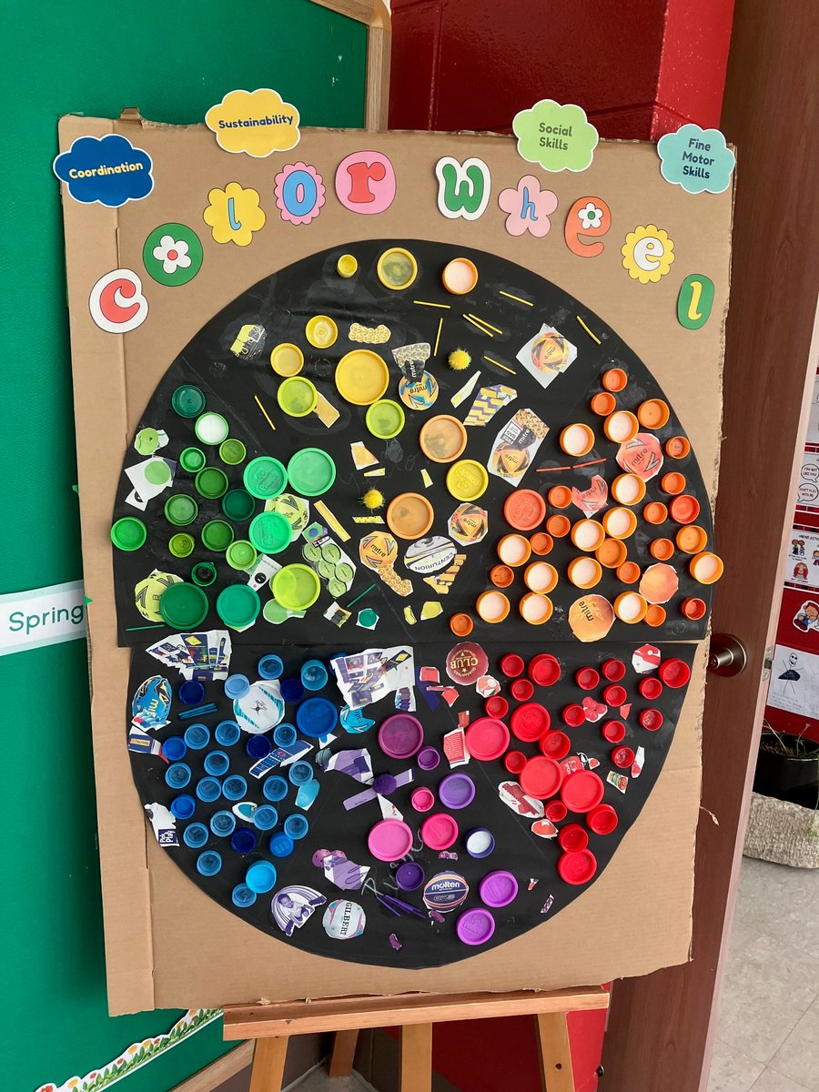 ed_simona's tweet photo. Color wheel with sustainable materials. 
EY2 you rock!
Coordination. Sustainability. Social Skills. Fine Motor Skills.
Sharing the Planet UOI. We are using recycling materials to create art. Art @ISBLearning https://t.co/Q4xqDEIt74