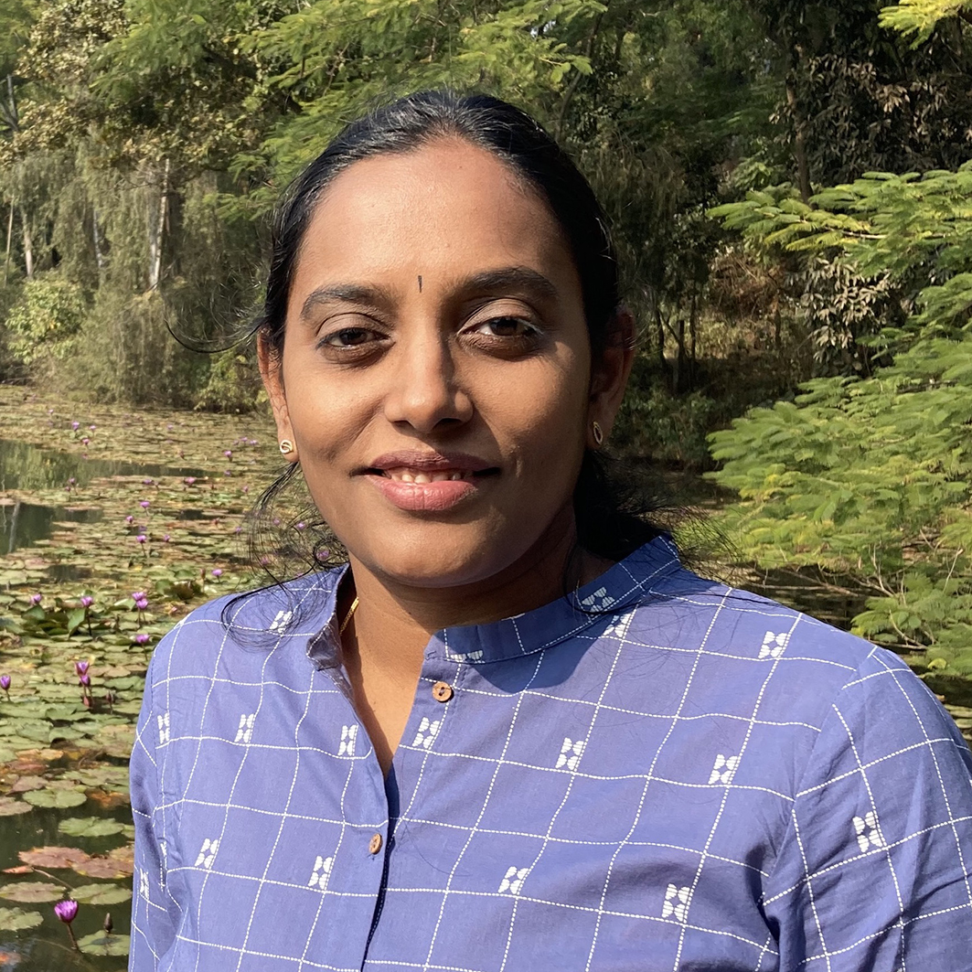 In this 'Transitions in development' interview, Cross-Title Reviews Editor @DR_DanRoutledge speaks to Bhavana Muralidharan @mbhavana10 about her research, her experience of becoming a group leader @DBT_inStem, and her creative performances outside the lab. journals.biologists.com/dev/article/15…