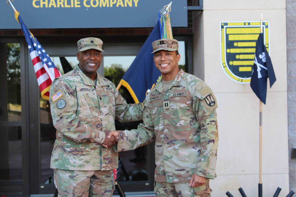 Commander, 2-39IN tweet media