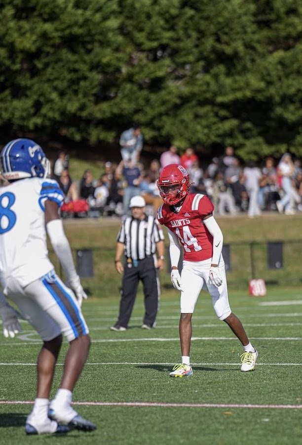 #SaintsSpotlight

👤 Darian Hill
🎓 Class of 2024
🏈 WR/DB
📏 5’11” | 140 lbs 
🎥 hudl.com/profile/146576…

<a href="/dhill4__/">Darian “Pop” Hill</a> 

#BeltwayBoyz⚜️