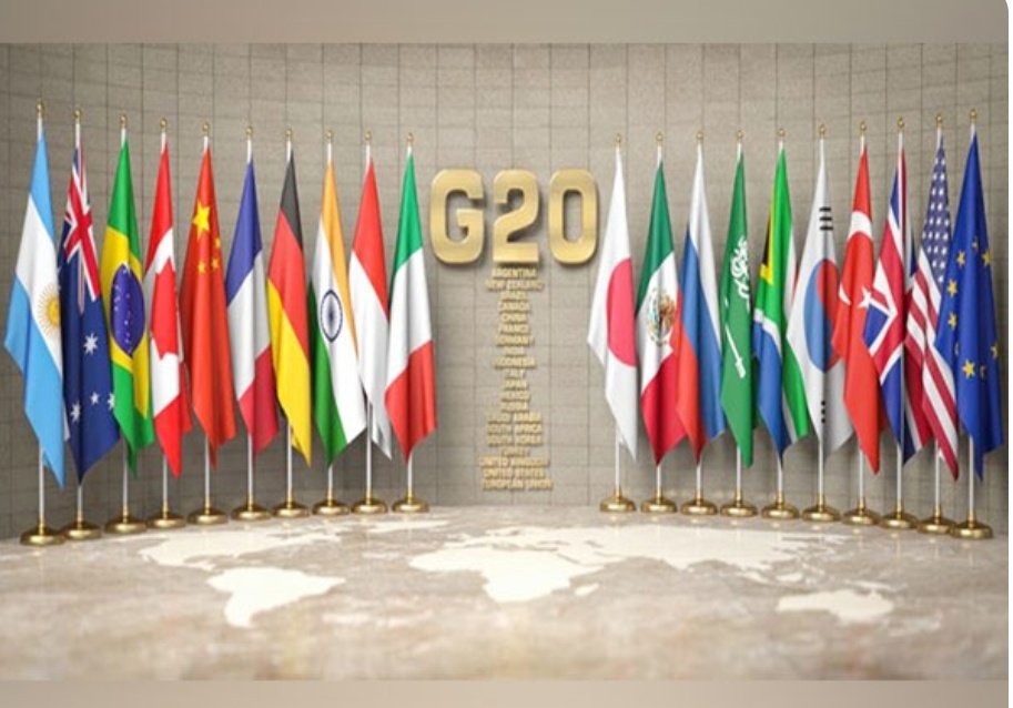 farooqganderbal's tweet photo. We are honoured to welcome the #g20_in_kashmir here at the Voice for Peace &amp; Justice. As of right now, we have 200 volunteers ready to work side by side with @OfficeOfLGJandK for any cause they may have, including cleaning or decoration. It would be our pleasure to assist them. https://t.co/Jt1a6uSe1N