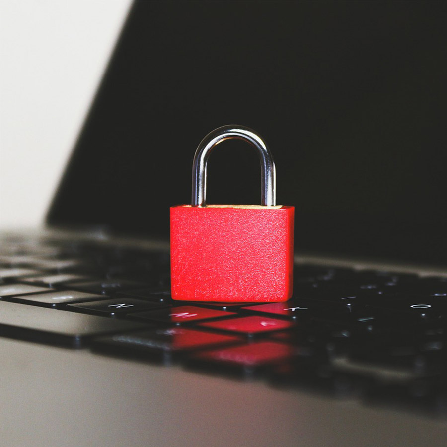 Eurostudio_fr's tweet photo. Nous le savons, les cyberattaques constituent une réelle menace pour les données des entreprises.
Pour se protéger, de plus en plus d'entreprises souscrivent à des assurances "cyber".
@Eurostudio_fr  vous propose de faire le point 👇
https://t.co/Rqsk0TYaeO https://t.co/zzAW5KX5by
