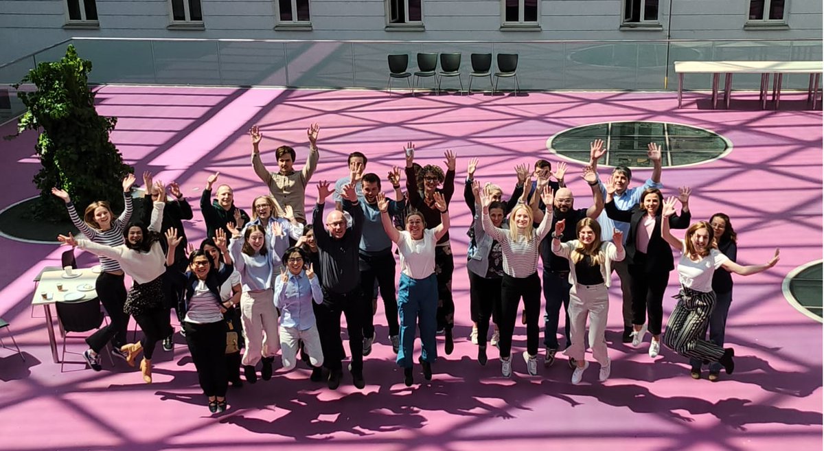 immerse_project's tweet photo. Lots of happy faces at the 3rd IMMERSE General Assembly in beautiful Bratislava 🇸🇰 https://t.co/ksstJFcPjW
