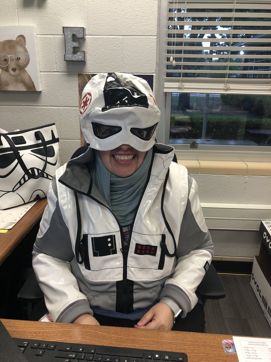 May the Force Be With You! #proud2beNRE
#risdbelieves
#risdlitandint
#risd_soars
#TRAinRISD
#RISDmath
#4houses1family
#RISD_soar