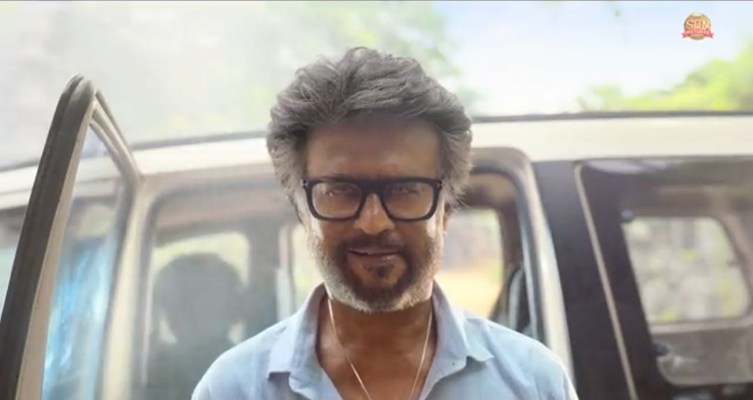 FilmyFlex's tweet photo. #filmyflex :- #JAILER WorldWide Theatrical Release On #AUGUST10🔥🔥
Stars : Super Star Rajinikanth - Mohan Lal - Shivaraj Kumar - Vinayakan - Ramya Krishnan - Yogi Babu - Vasanth Ravi - Jackie Shroff - Sunil
Music : Anirudh
Direction : Nelson
#SuperstarRajinikanth On The Way😎 https://t.co/dK32L0xvTM