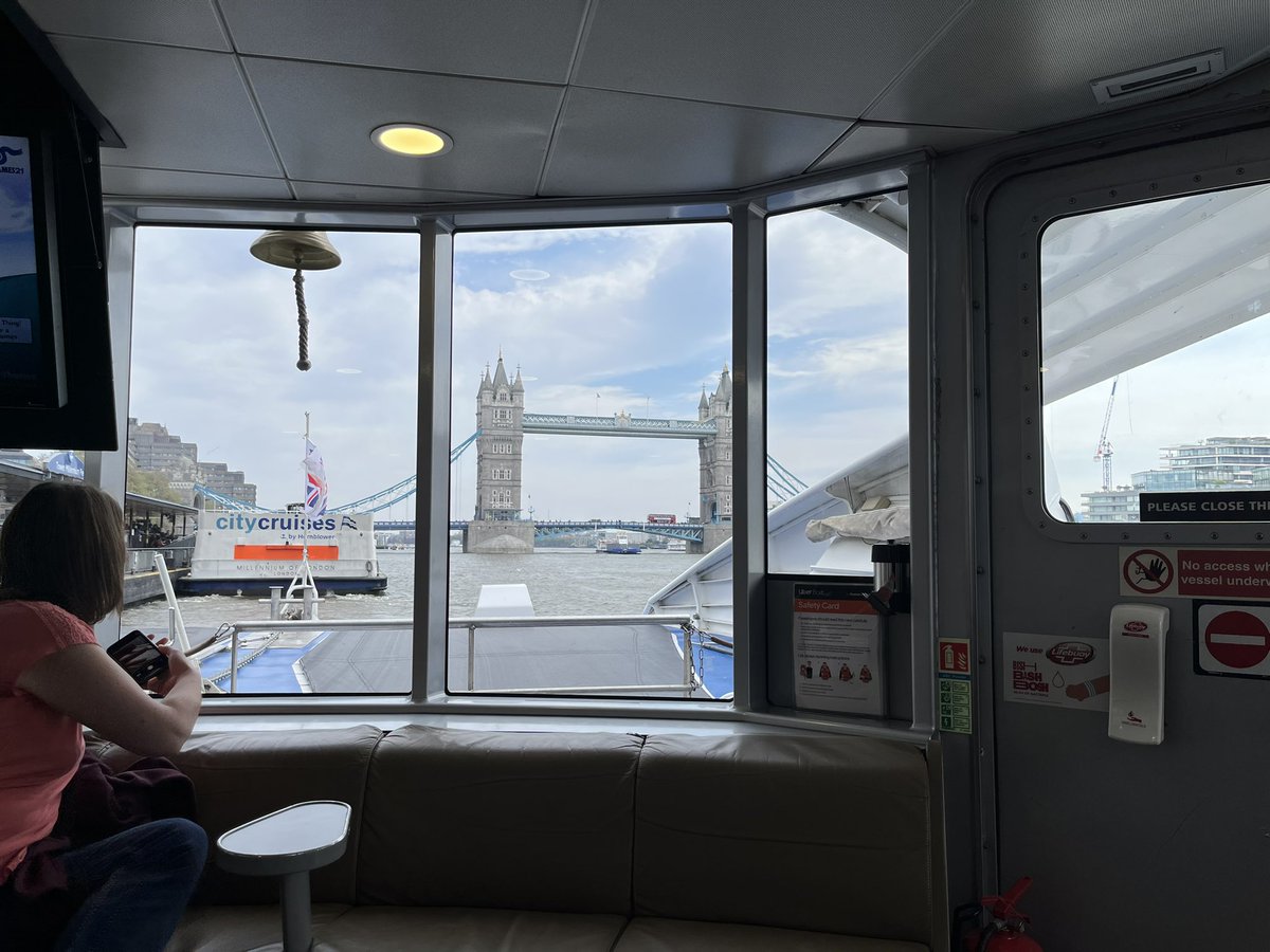 What better way to attend the @LondonPortAuth #StakeholderForum than to go by ⛴️ @thamesclippers #ThamesVision