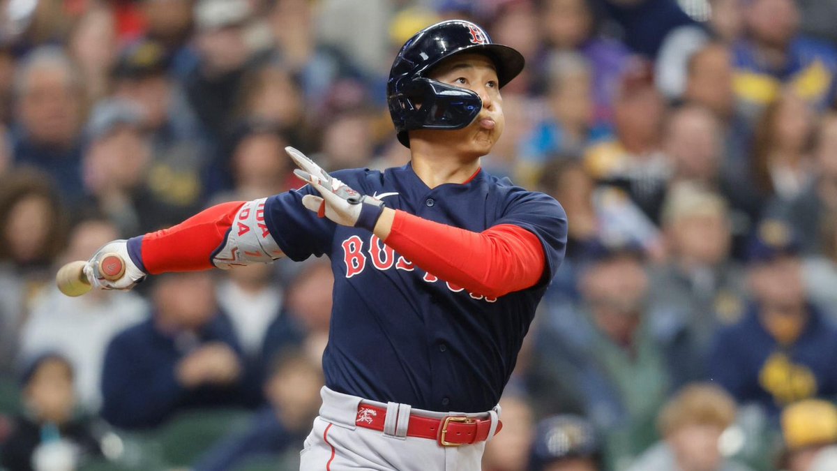 tylermilliken_'s tweet photo. Red Sox offense ranks across baseball:

BA: .270 (3rd)
OBP: .342 (4th)
SLG: .458 (4th)
OPS: .800 (3rd)
Runs: 184 (3rd)
BB/K: 0.45 (6th)
HR: 44 (5th)
wOBA: .348 (3rd)
wRC+: 117 (3rd)

Looking forward to Trevor Story and Adam Duvall and rejoining this lineup. 👀 https://t.co/Qyn4tEeTZ7