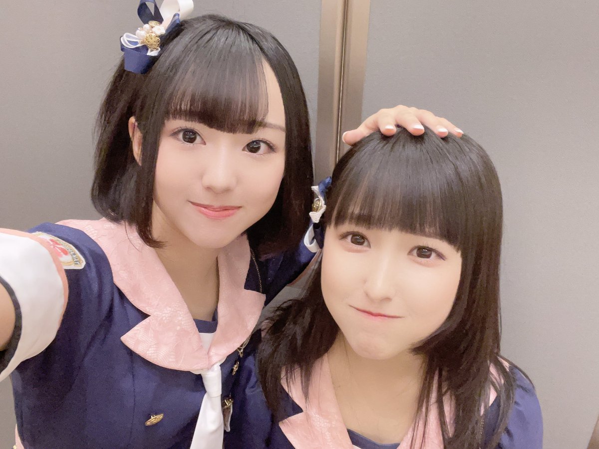 すうの方が身長高いもん！！！！ (りちゃんには膝を 曲げてもらってい