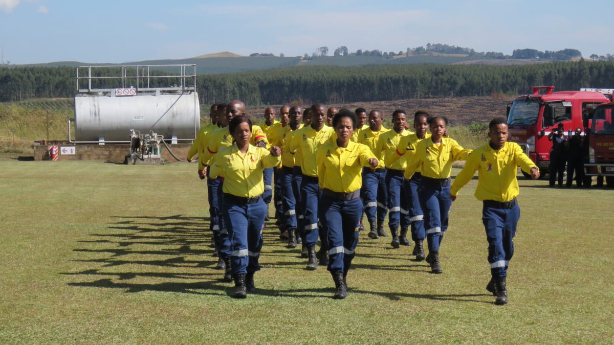 wo_fire's tweet photo. In commemoration of International Firefighter’s Day, Working on Fire joined uMngungundlovu District Municipality to celebrate the pass-out parade of its new recruits. KZN Provincial Disaster Management also atended the commemoration.
#IFFD
#IFFD2023
#IntenationalFirefightersDay https://t.co/C4iRvjjzcS