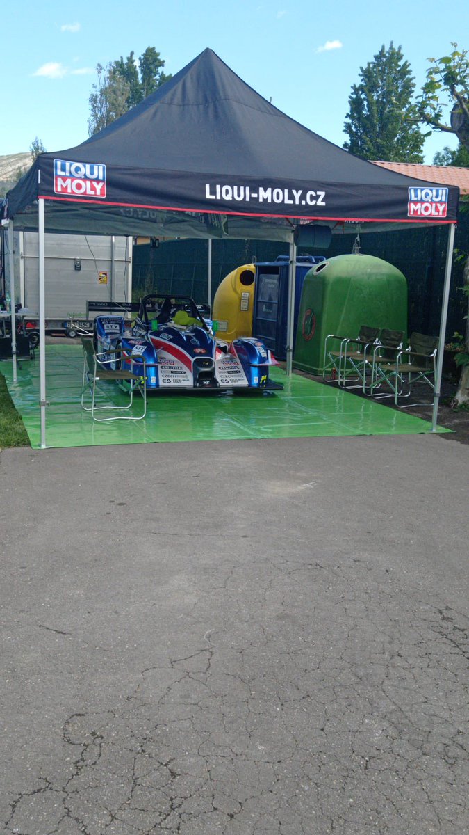 Ya están llegando los primeros participantes . Les recordamos que hoy a las 20 hs. En la plaza de la cultura de Arriondas ,tendrá lugar la presentacion de la prueba