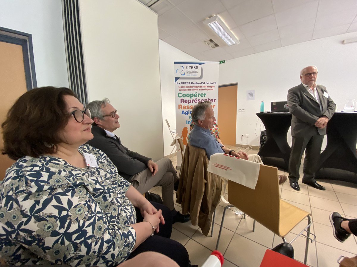 fradetstephane's tweet image. Assemblée générale de la @cress_centre à Bourges. @RMMINAYO représente Eric Chevée, Président du @CeserCVL. #cooperer #représenter #rassembler #agir #developper #soutenir #informer