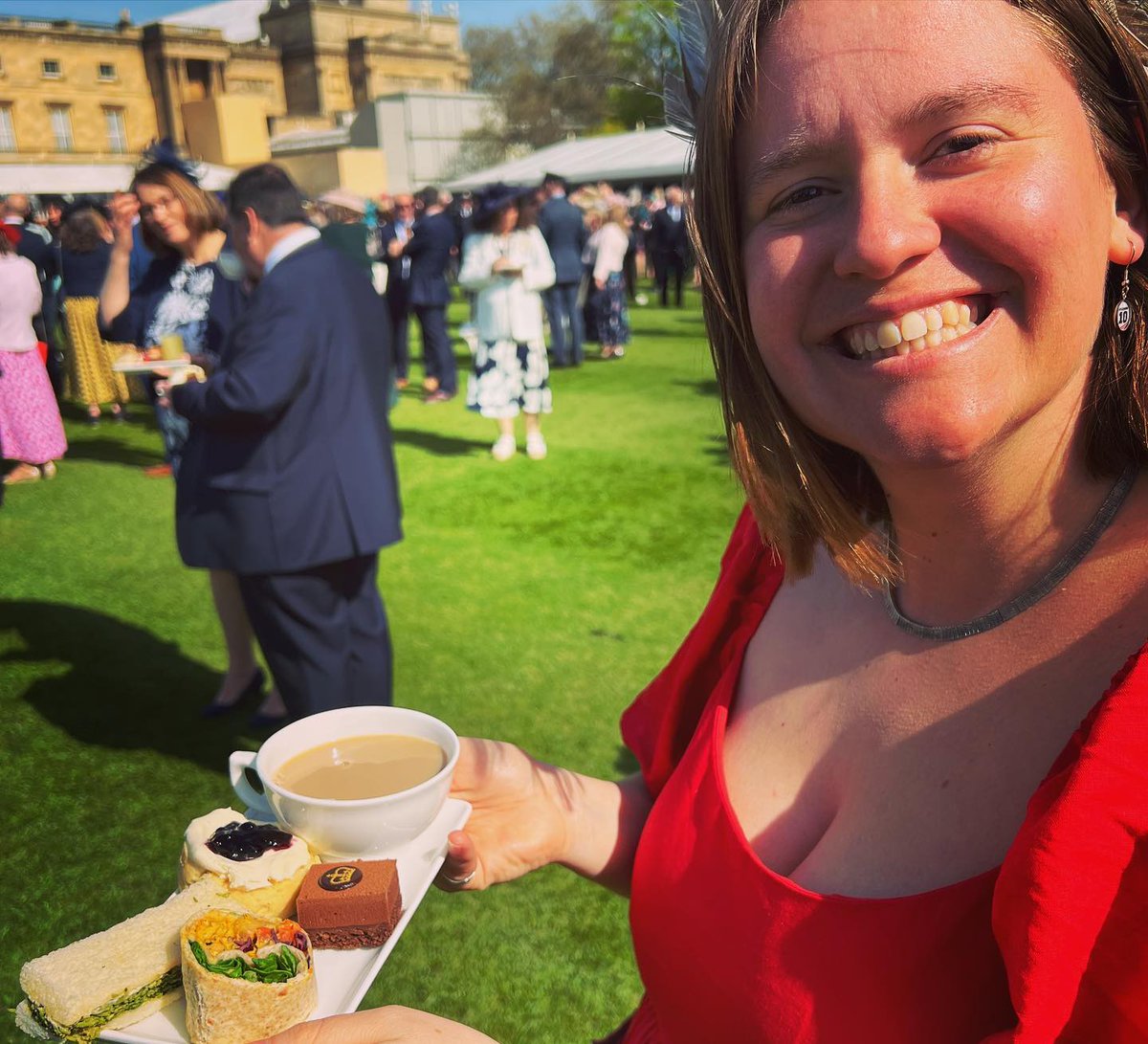 ...one of the Royal Household Operations Directors &amp; even one of Queen Elizabeth II’s Chaplains. 👑
• She is in awe of the Buckingham Palace Gardeners for creating such a spectacle. 👑