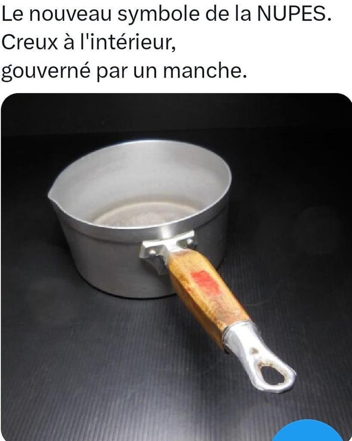 FvSRjaiXwAEn0u_?format=jpg&name=900x900