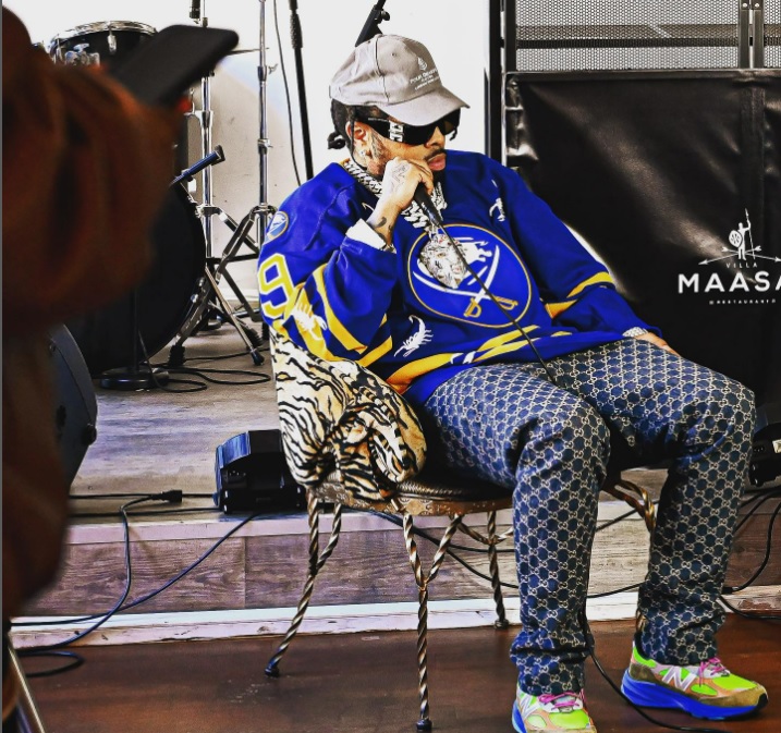 rappers wearing hockey jerseys on X: .@WESTSIDEGUNN wearing a