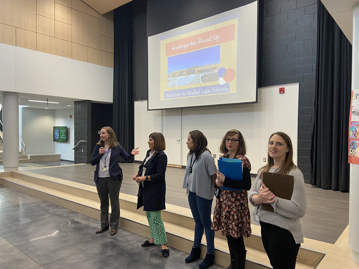 deleeuwc's tweet image. Kinder parents and kids came to Dublin for a visit. Great day!! And 5th graders off to camp!! @DublinWL @WalledLkSchools