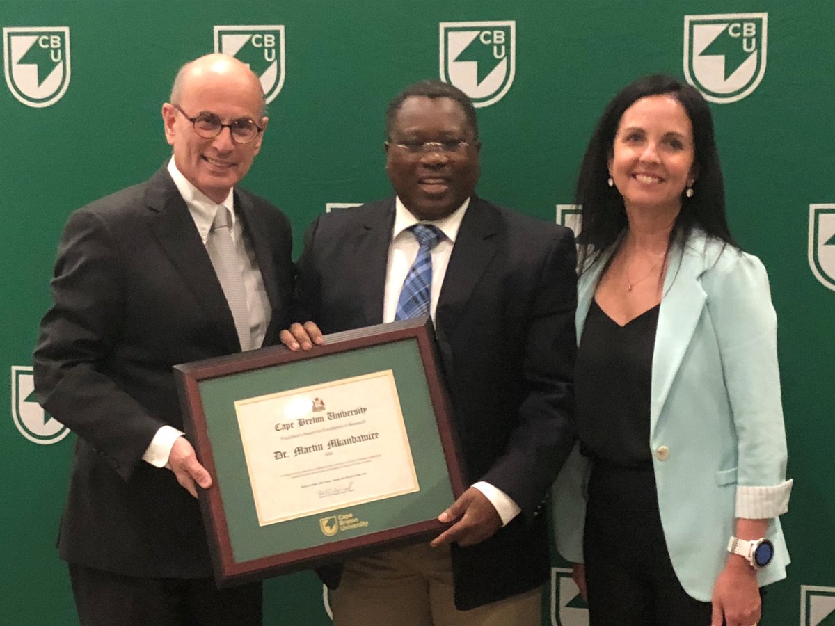 Chemistry Researchers recognized.
Dr. Xu Zhang - President’s Award for a Rising Researcher

Dr. Martin Mkandawire - President’s Award for Research Excellence